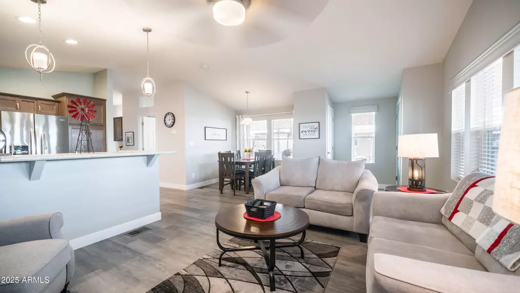 9302 E BROADWAY Road #165, Mesa, AZ 85208