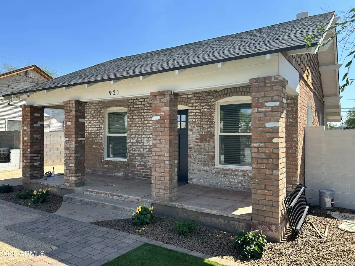 Phoenix, AZ 85006,921 E Roosevelt Street