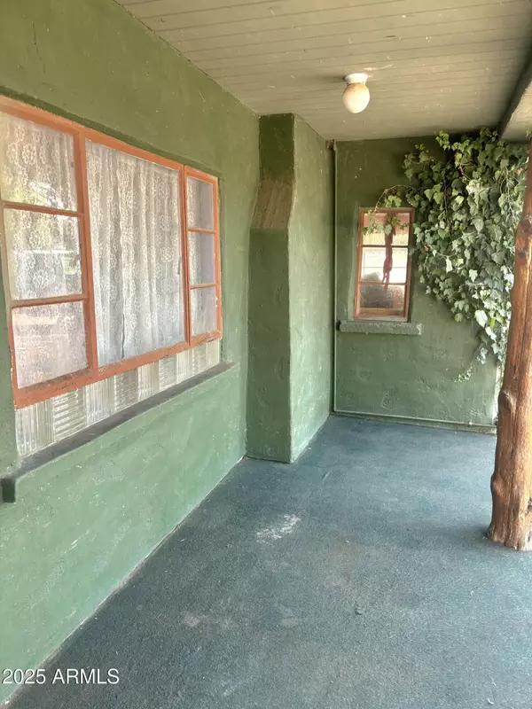 Young, AZ 85554,45985 N AZ Hwy 288 --