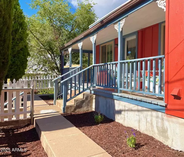 Bisbee, AZ 85603,10 LOCKLIN Avenue
