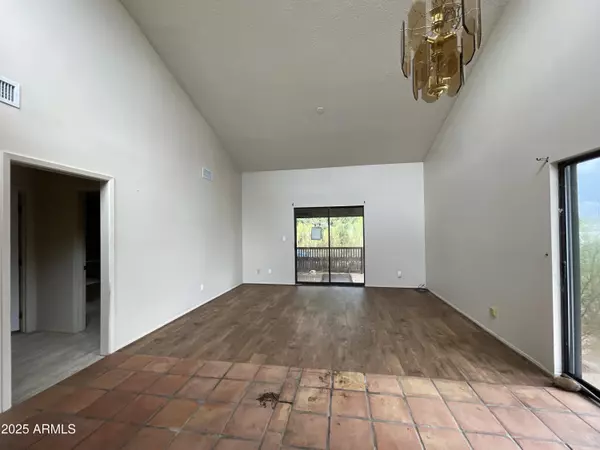 Mayer, AZ 86333,17288 E LAKEVIEW Court