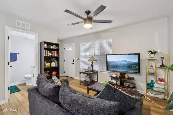 Mesa, AZ 85201,510 N ALMA SCHOOL Road #174