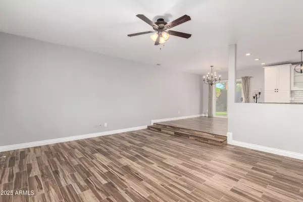 Scottsdale, AZ 85250,8701 E EDWARD Avenue