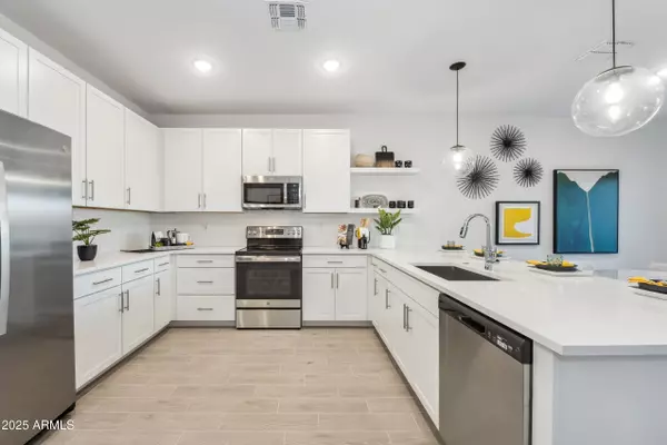 Laveen, AZ 85339,7422 S 76th Drive