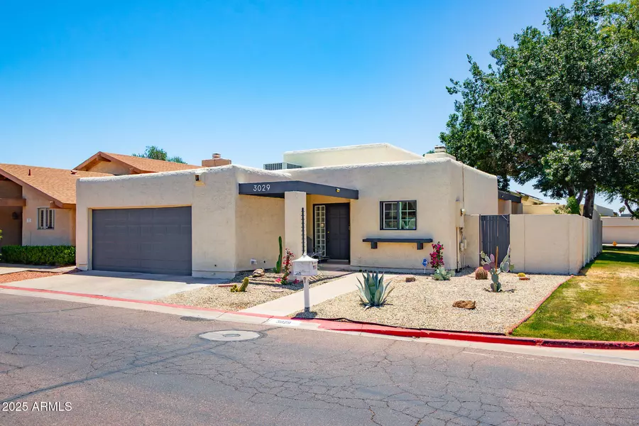 3029 W SIERRA Street, Phoenix, AZ 85029