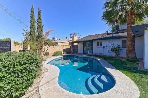 Scottsdale, AZ 85257,8338 E GRANADA Road