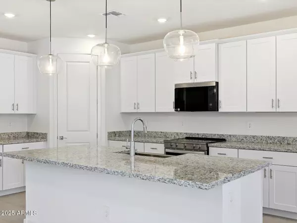 Buckeye, AZ 85326,5319 S 244TH Avenue