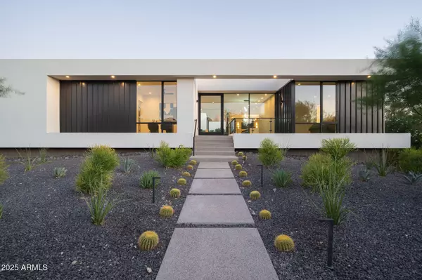 Phoenix, AZ 85018,4039 E RANCHO Drive