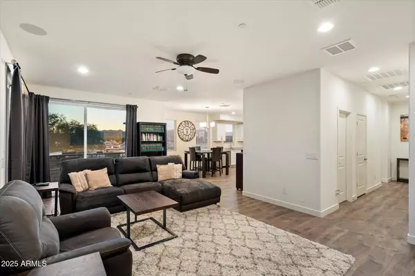 Chandler, AZ 85226,1250 N ABBEY Lane #245