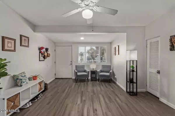 Phoenix, AZ 85014,6108 N 12TH Place #6