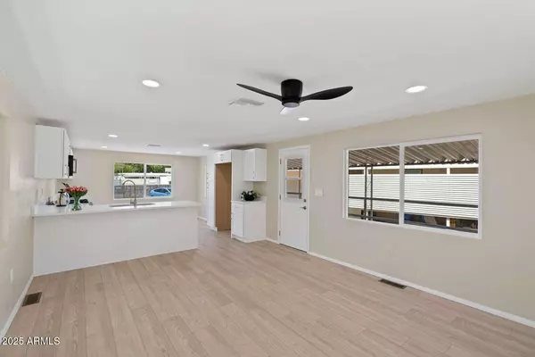 Tucson, AZ 85712,5000 E Grant Road #203
