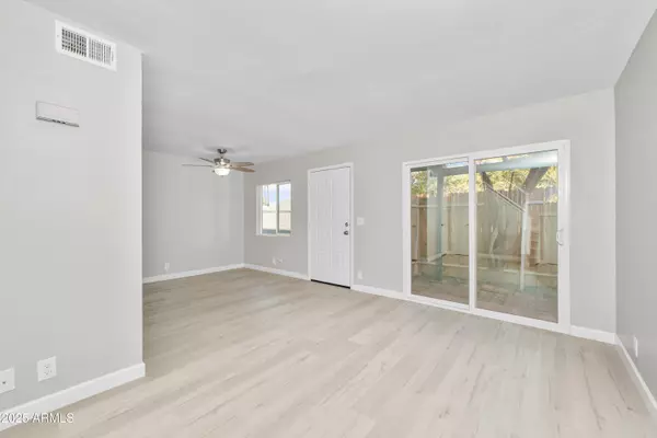 Chandler, AZ 85225,286 W PALOMINO Drive #147