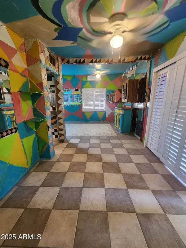 1807 N 38 Drive, Phoenix, AZ 85009