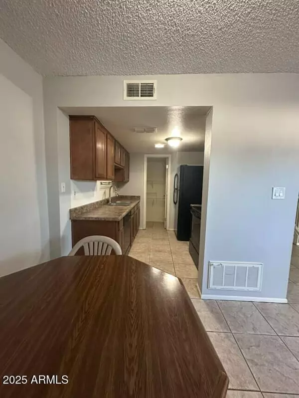 Phoenix, AZ 85051,8125 N 32ND Drive