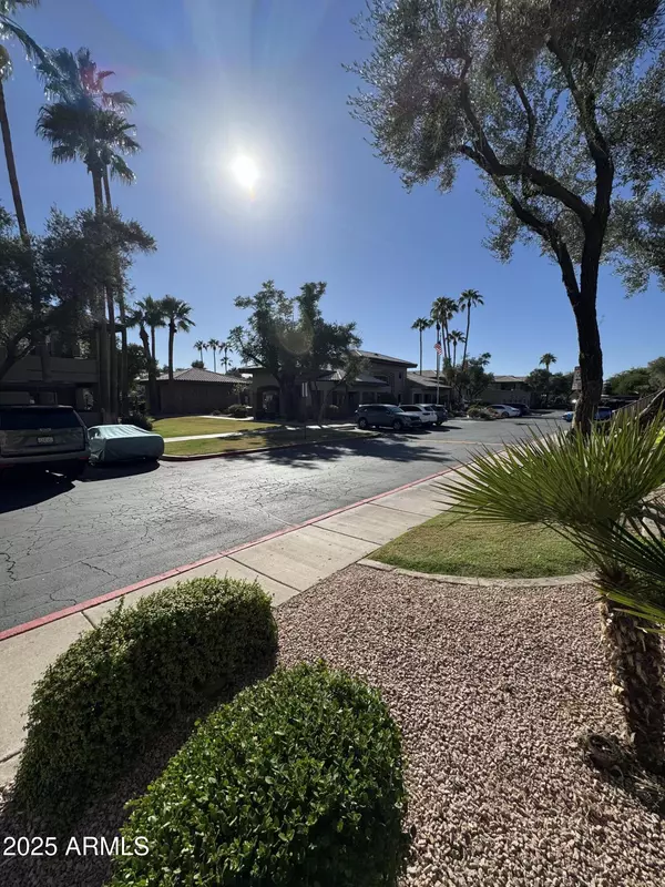 Scottsdale, AZ 85254,7009 E ACOMA Drive #1109