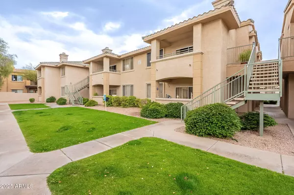 Phoenix, AZ 85048,16013 S DESERT FOOTHILLS Parkway #2055
