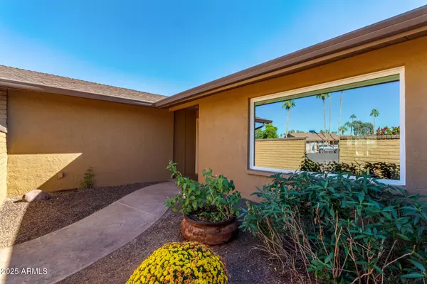 Scottsdale, AZ 85254,5129 E VOLTAIRE Avenue