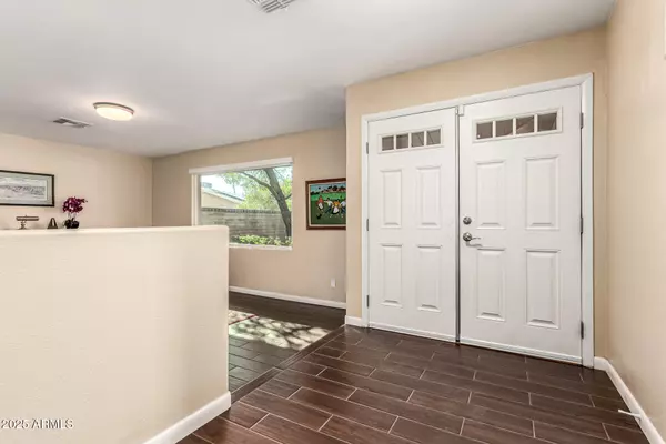 Scottsdale, AZ 85254,5129 E VOLTAIRE Avenue