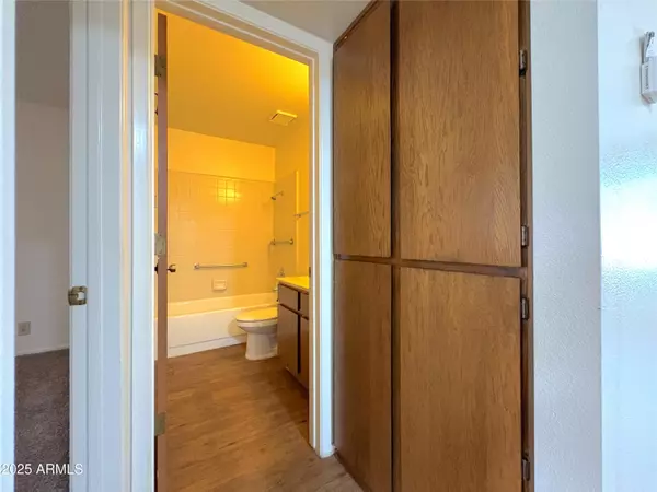 Mesa, AZ 85205,5925 E UNIVERSITY Drive #108