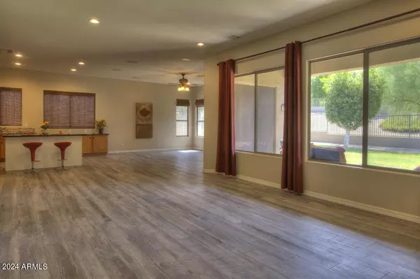 Phoenix, AZ 85083,25609 N SINGBUSH Loop