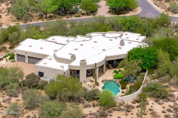 Scottsdale, AZ 85266,8300 E DIXILETA Drive #304