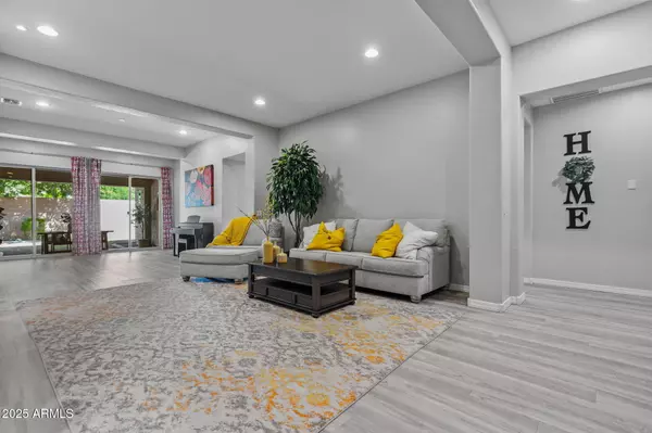 Peoria, AZ 85383,9238 W BUCKHORN Trail