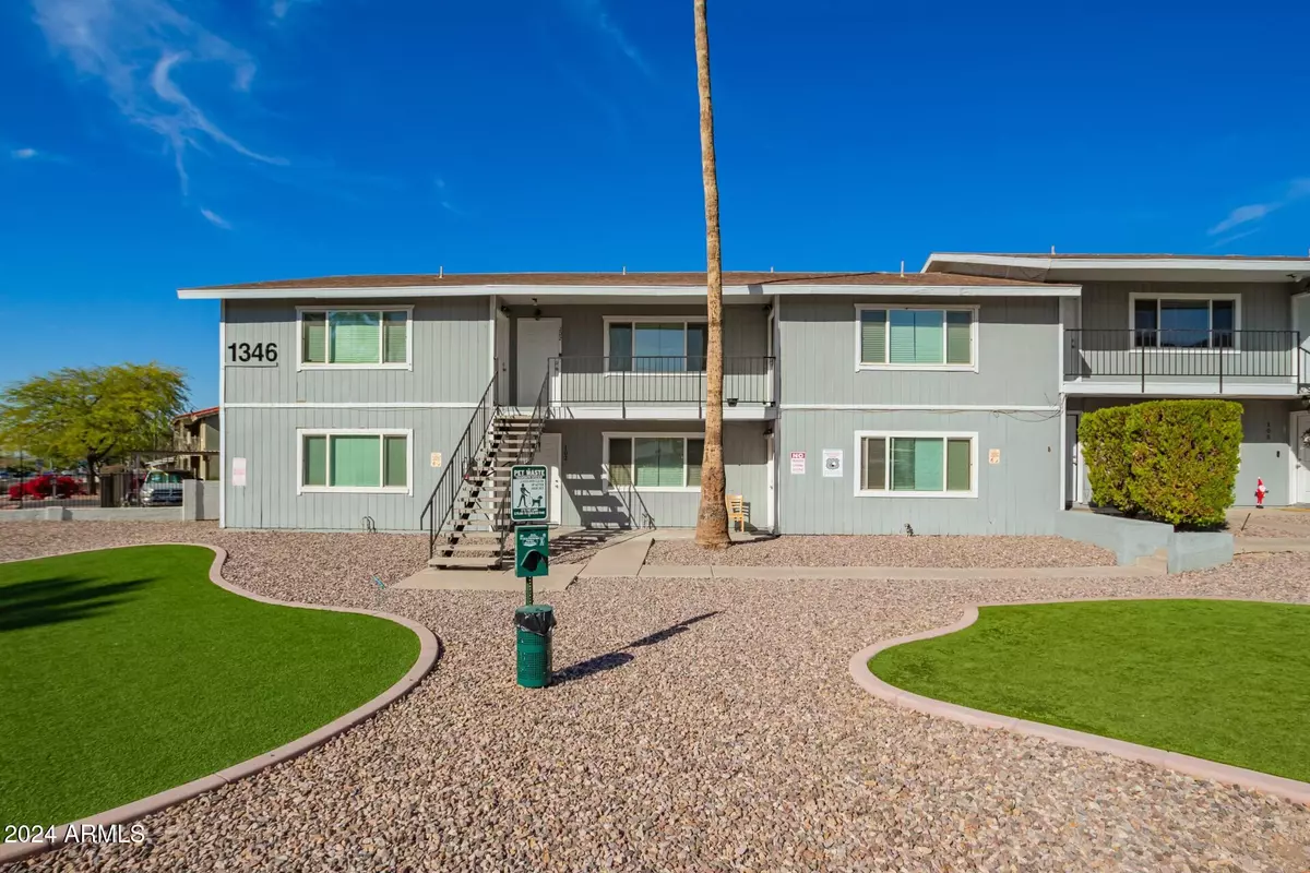 Phoenix, AZ 85020,1346 E MOUNTAIN VIEW Road #102