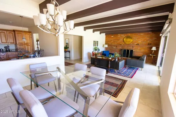 Scottsdale, AZ 85260,10637 N SUNDOWN Drive NE