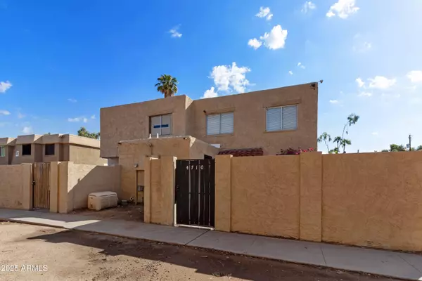 Phoenix, AZ 85040,4710 E PUEBLO Avenue