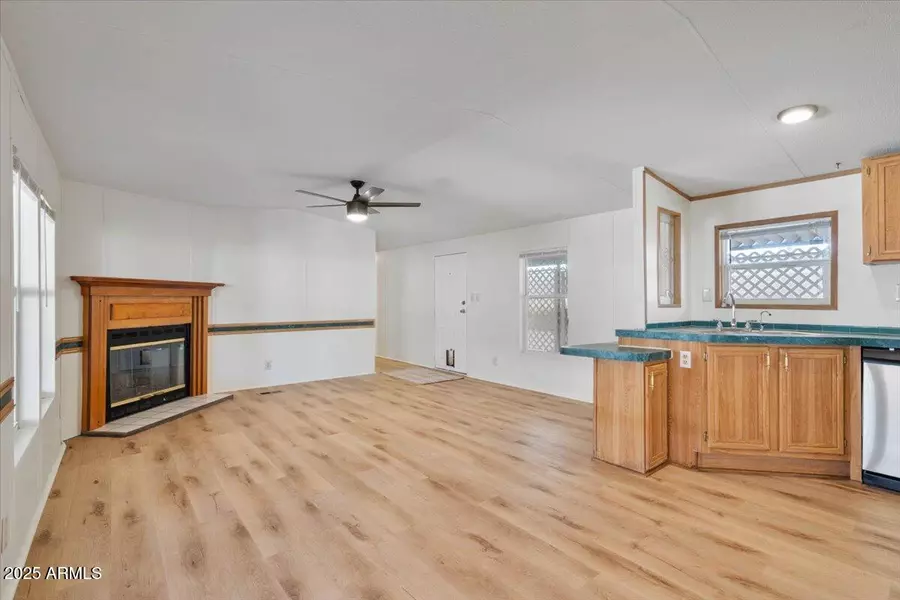 2121 N Center Street #30, Mesa, AZ 85201