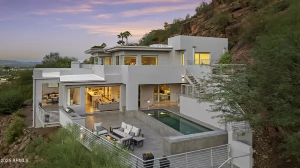 Paradise Valley, AZ 85253,5501 E SAN MIGUEL Avenue