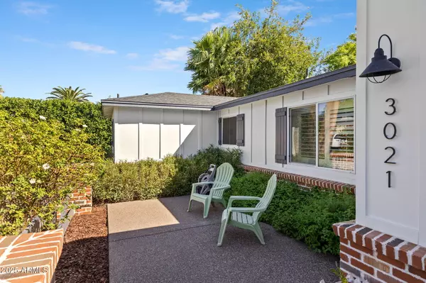 Phoenix, AZ 85018,3021 N 47TH Place