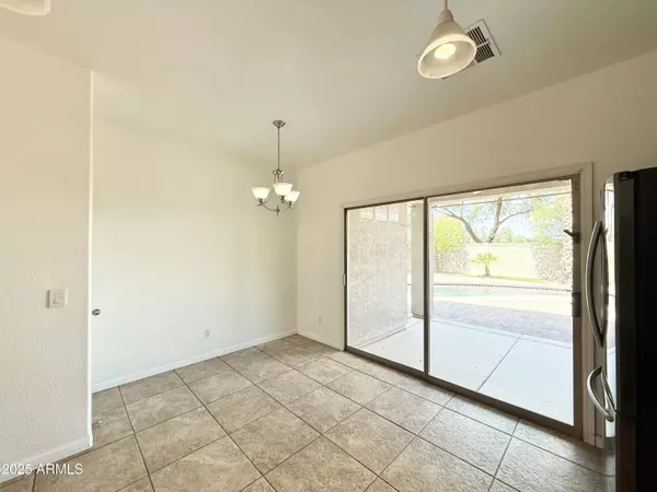 Queen Creek, AZ 85142,21362 E PUESTA DEL SOL --