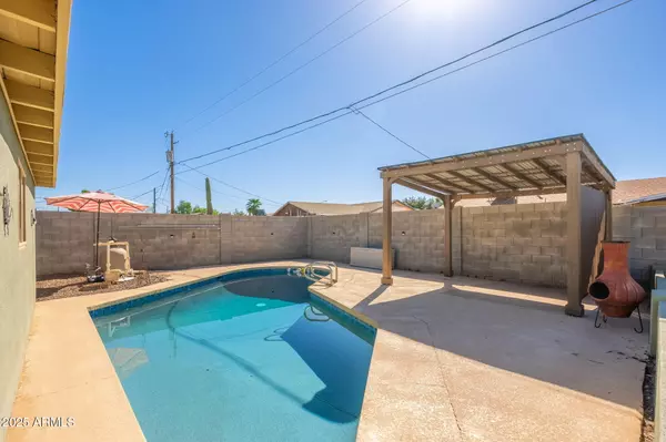 Phoenix, AZ 85029,3215 W SHARON Avenue