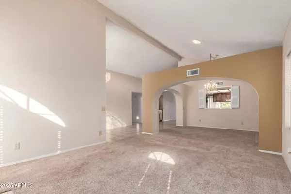 Sun Lakes, AZ 85248,26621 S CLOVERLAND Drive