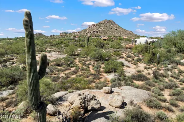 Scottsdale, AZ 85266,8082 E DOVE VALLEY Road