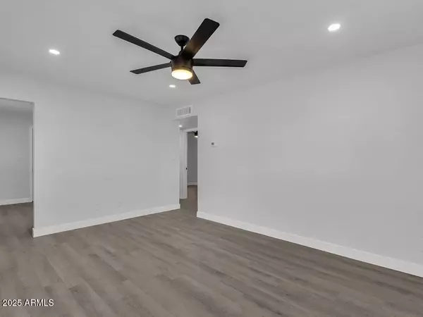 Phoenix, AZ 85018,3118 N 39TH Street