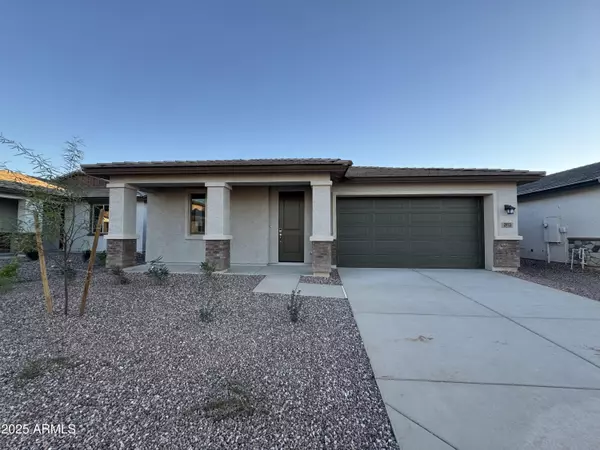 2913 E Mecklenburg Way, San Tan Valley, AZ 85143