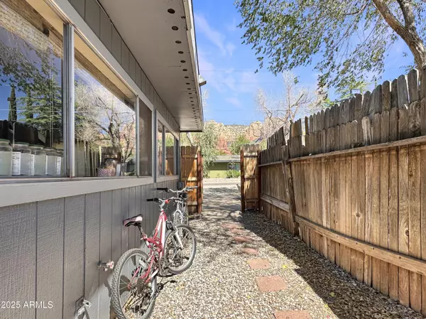 Sedona, AZ 86336,273 Hillside Avenue