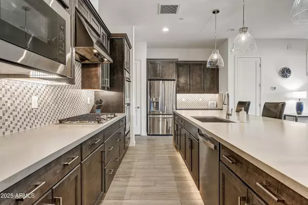 Scottsdale, AZ 85255,23226 N 74TH Place