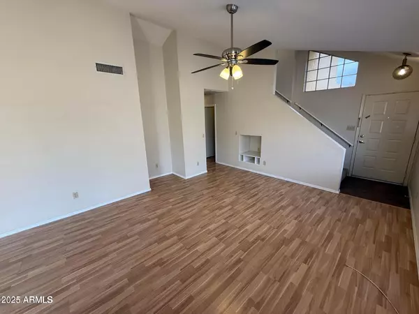 Glendale, AZ 85302,10219 N 65TH Lane