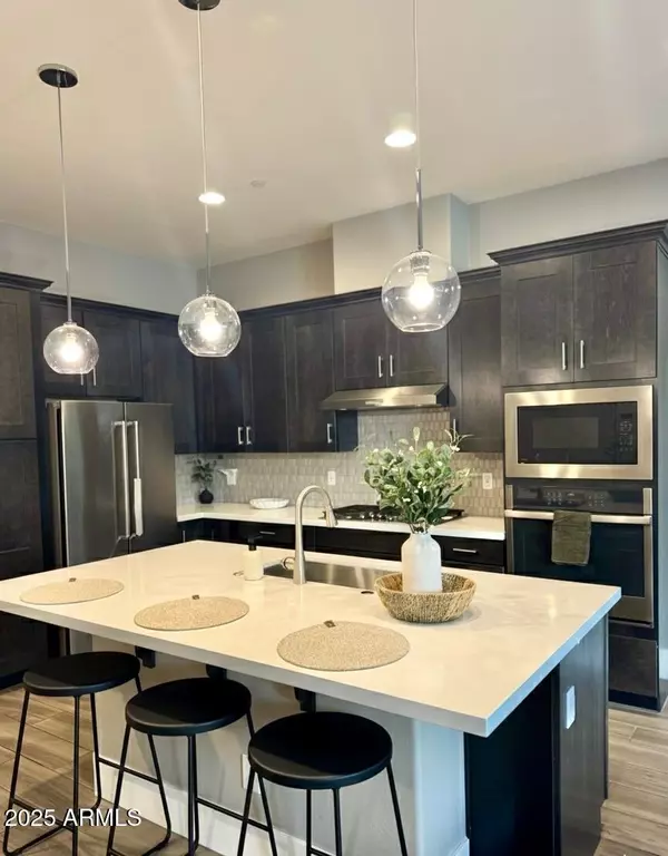 Scottsdale, AZ 85255,7464 E PARAISO Drive