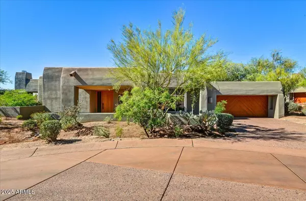 Scottsdale, AZ 85262,9975 E Graythorn Drive E