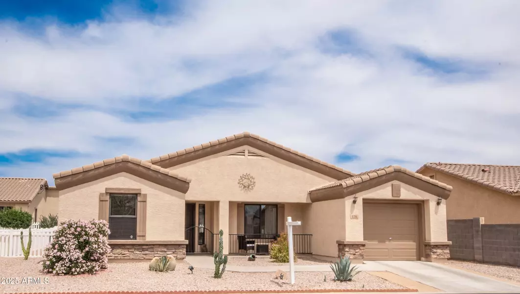 2101 S MERIDIAN Road #176, Apache Junction, AZ 85120