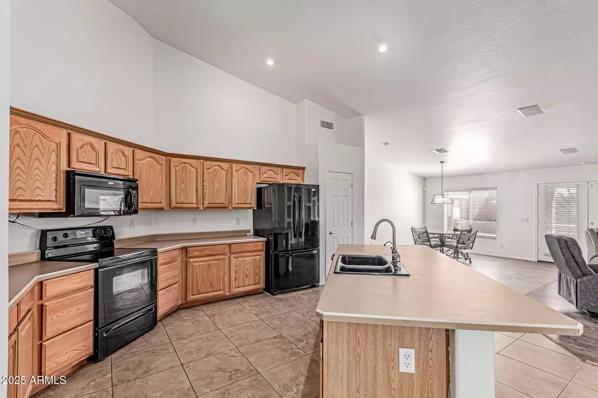 Glendale, AZ 85305,8479 W BERRIDGE Lane