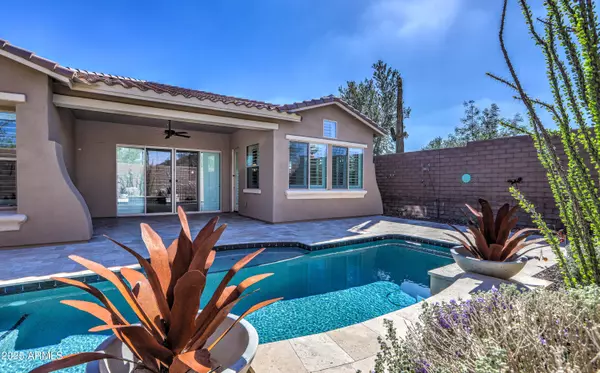 12224 W CREOSOTE Drive, Peoria, AZ 85383