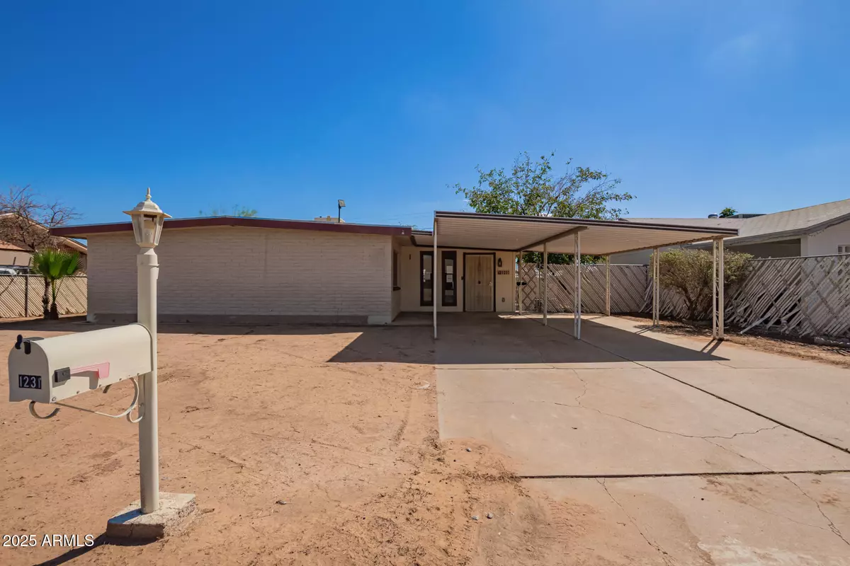 Casa Grande, AZ 85122,1231 E AVILA Avenue