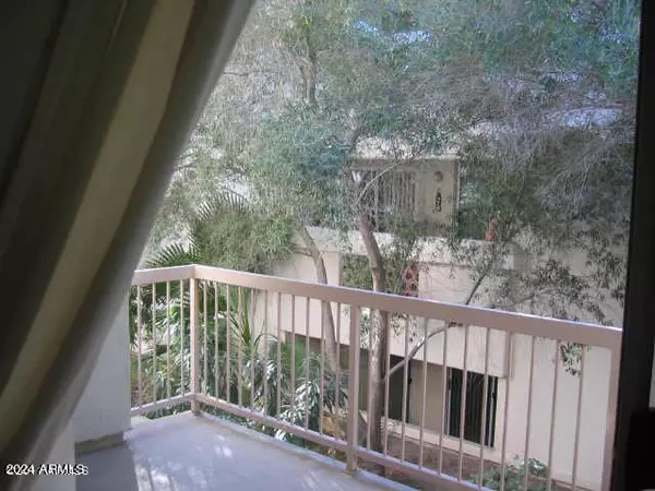 Scottsdale, AZ 85251,7414 E Northland Drive #A106