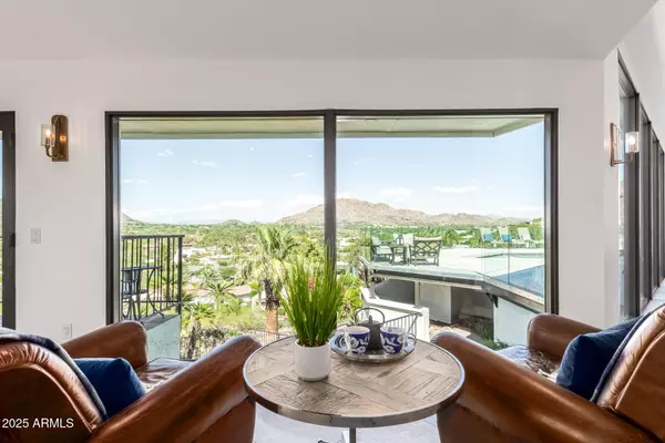 Phoenix, AZ 85018,5655 N CAMELBACK CANYON Drive