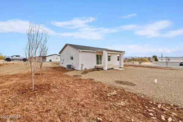 20025 E SAGUARO Drive, Mayer, AZ 86333